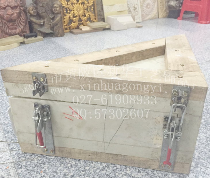 簡(jiǎn)歐式拼裝雙面預(yù)制圍墻