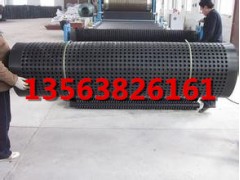 鶴崗1.8公分高耐刺穿隔根板排水板量大優惠
