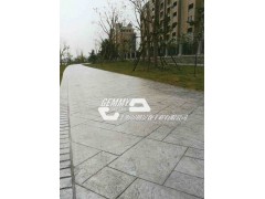 桂林壓花混泥土地坪的做法