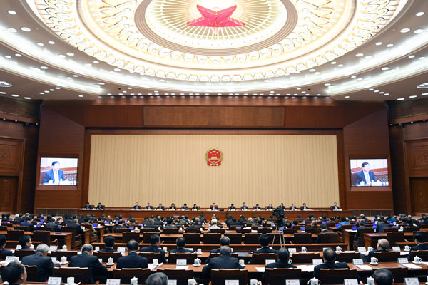 全國人大常委會委員長張德江27日主持十二屆全國人大常委會第二十七次會議閉幕會，在會議完成各項(xiàng)表決事項(xiàng)后，張德江發(fā)表講話。