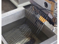 水拉條造粒機