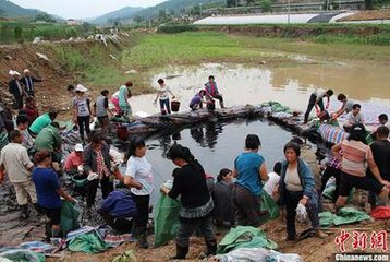 子长县开展对县境内主要河流 实行断面监测和水污染治理工作