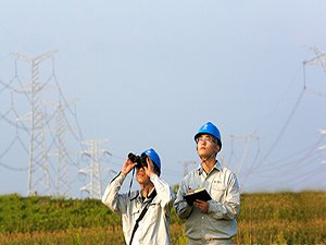 富县分公司保线站加强线路巡视