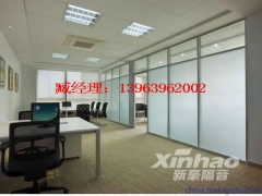 新豪专业订制办公室装修玻璃隔断 臧经理