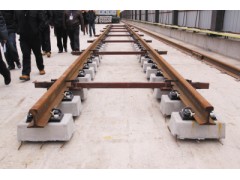 地铁铺架工装专用轨排支撑架