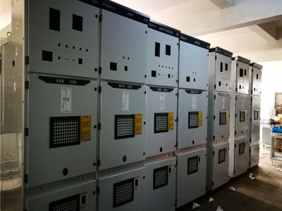 树脂变压器回收/上海嘉定回收真空断路器-稳压配电柜回收