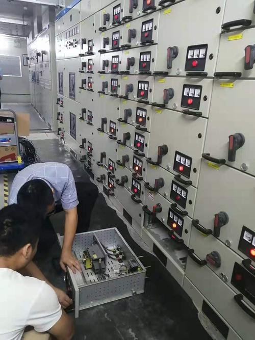 干式变压器回收/嘉兴平湖回收母线槽-动力开关柜回收