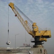 杭州湾地区，桥式双梁行车 港口起重设备回收